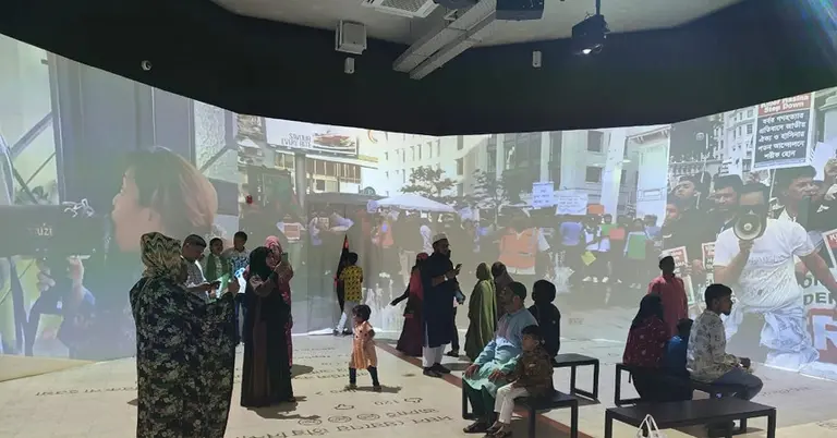 জুলাই স্মৃতি জাদুঘরে দর্শনার্থীদের ঢল